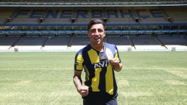 829x469-transfer-haberleri-fenerbahceye-allahyar-sayyadmanesh-piyangosu-1643061277655.jpeg